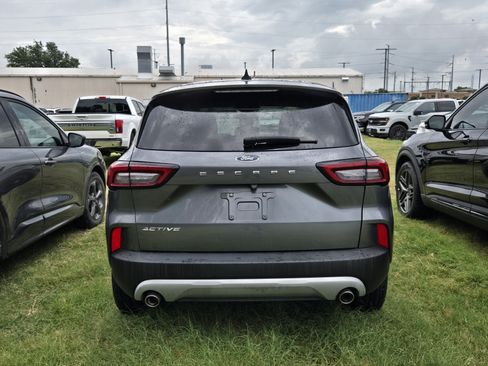 Used 2023 Ford Escape Active FWD image 3