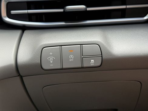 New 2026 Hyundai Elantra SE image 17