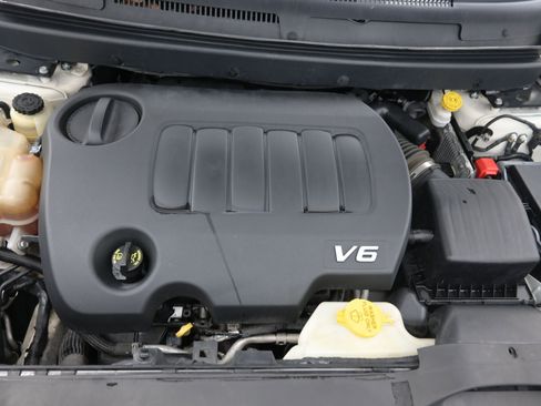 Used 2018 Dodge Journey Crossroad image 17