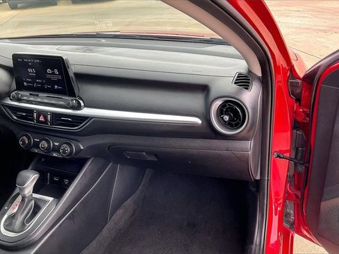 Certified 2024 Kia Forte LXS image 15