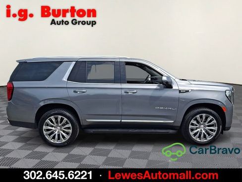 Used 2021 GMC Yukon Denali AWD/4WD image 7