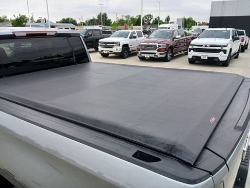 Certified 2023 GMC Sierra 1500 SLT AWD/4WD image 22