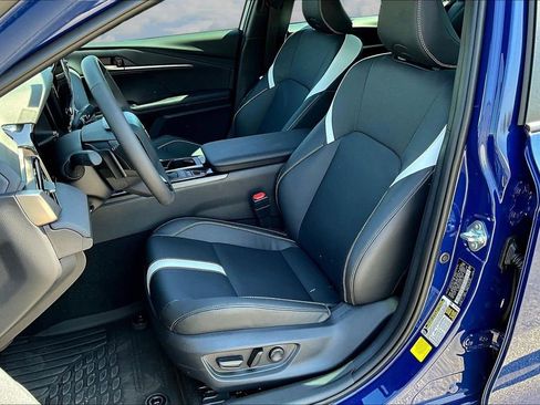 Used 2026 Toyota Camry SE image 23