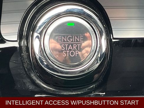 Used 2020 Lincoln Corsair FWD w/ Equipment Group 101A image 9