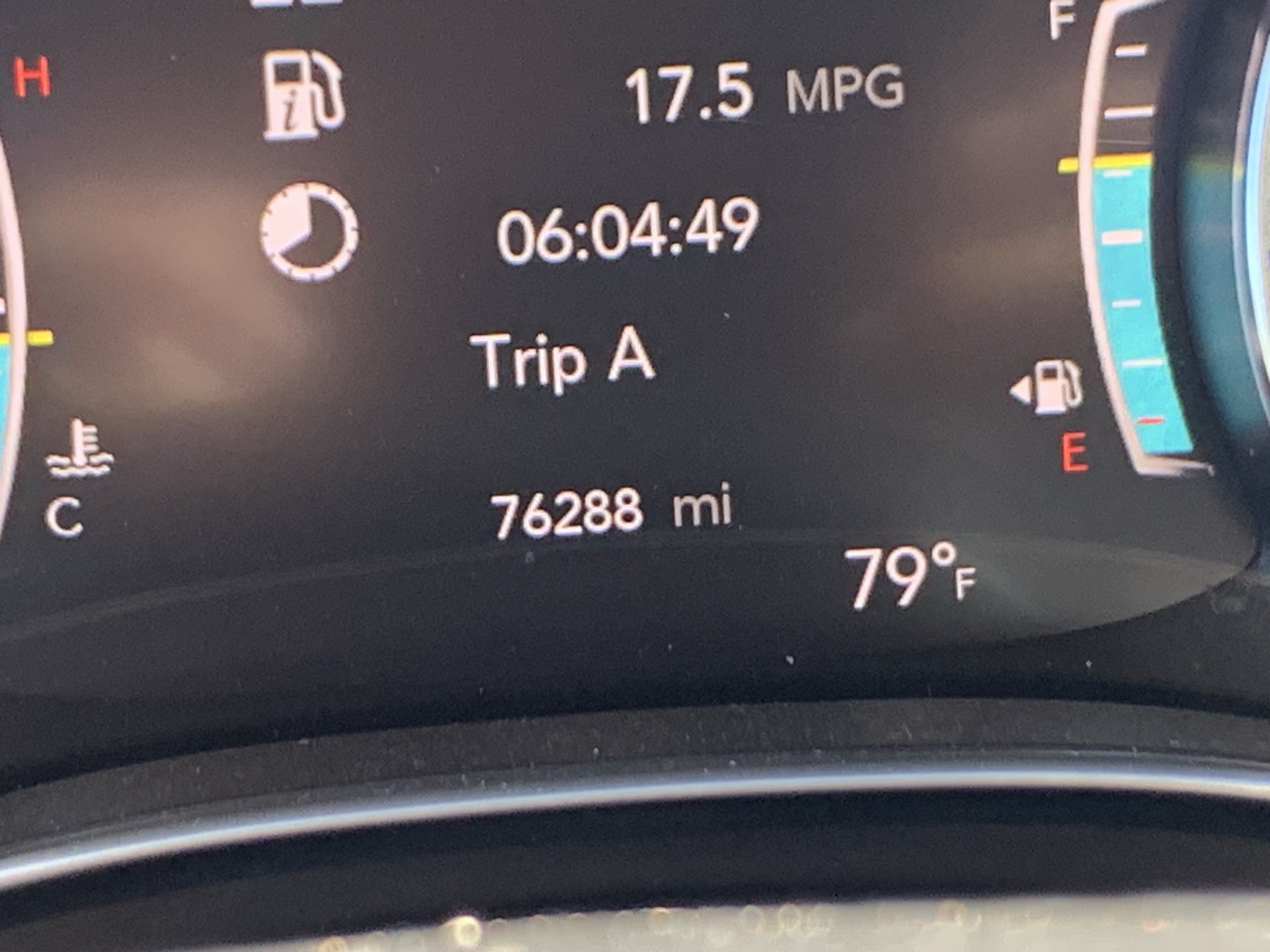 Used 2019 Chrysler Pacifica Touring-L Plus w/ Advanced Safetytec Group FWD image 22