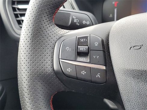 Certified 2023 Ford Escape ST-Line w/ Tech Pack #1 image 17