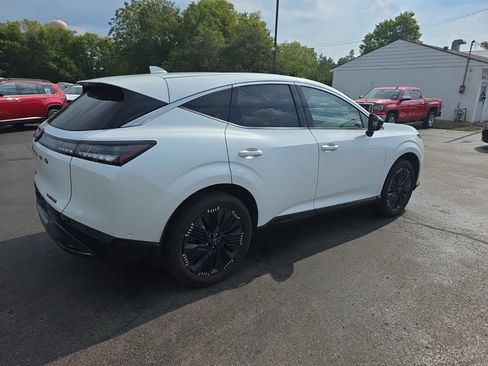 Used 2025 Nissan Murano Platinum w/ Cargo Package AWD/4WD image 3
