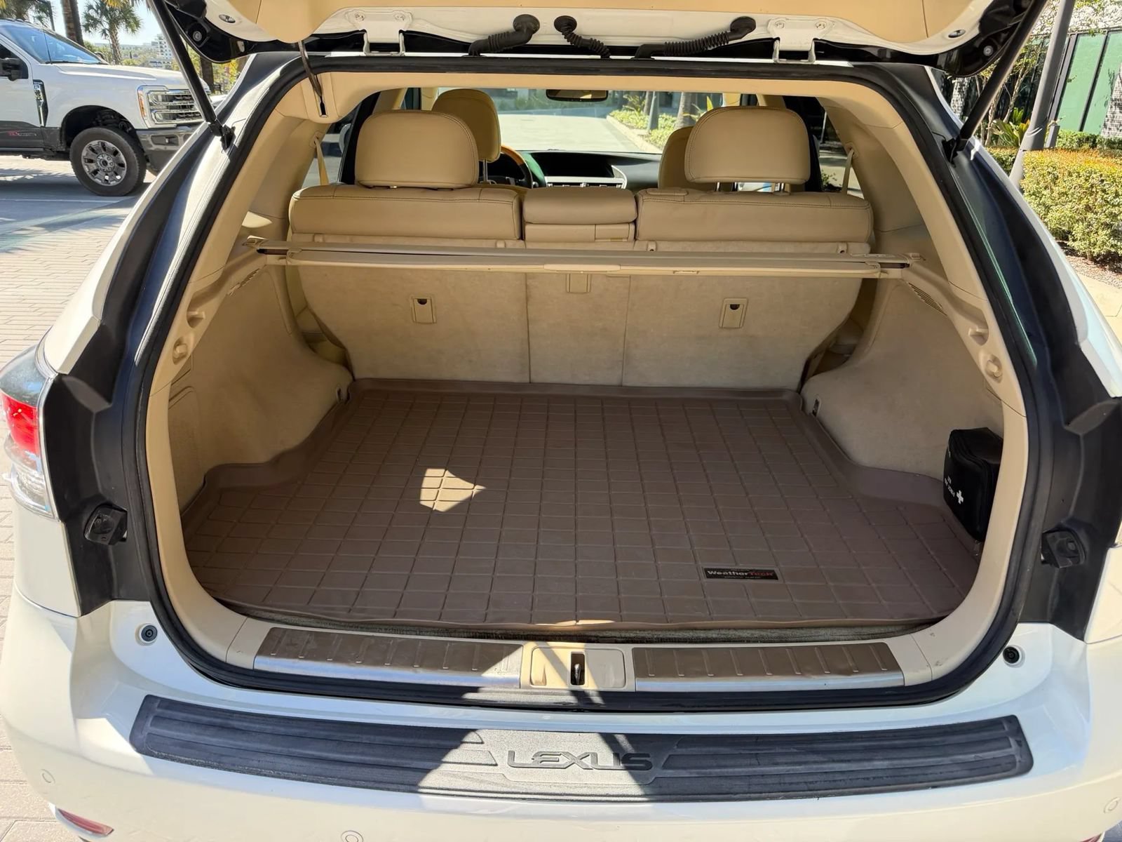 Used 2014 Lexus RX 450h FWD image 16