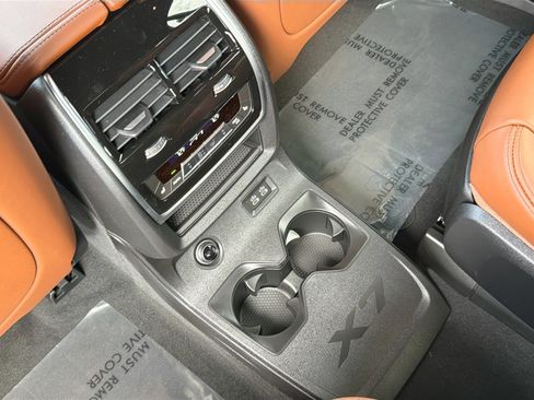 New 2026 BMW X7 M60i image 20