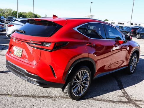 Used 2022 Lexus NX 350 AWD w/ Vision Package image 4