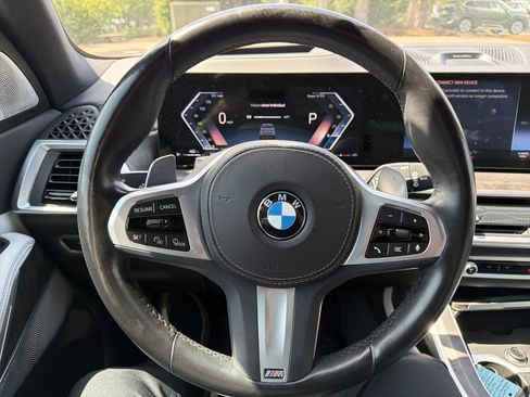 Used 2023 BMW X7 xDrive40i w/ Executive Package image 18