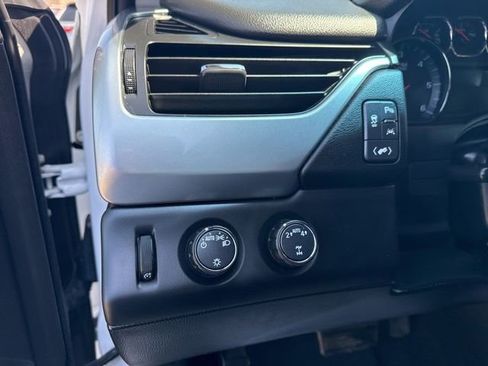 Used 2018 Chevrolet Tahoe LT AWD/4WD image 20