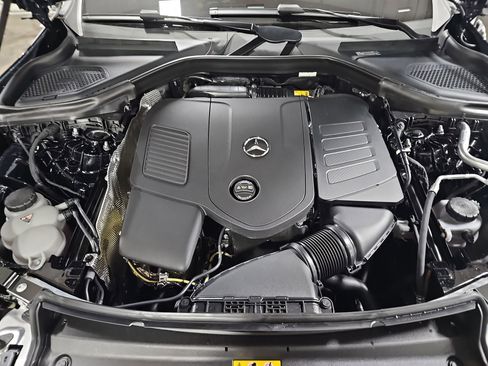 Certified 2026 Mercedes-Benz GLC 300 4MATIC image 33