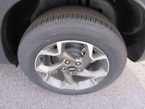 New 2026 Chevrolet Trax LT image 6