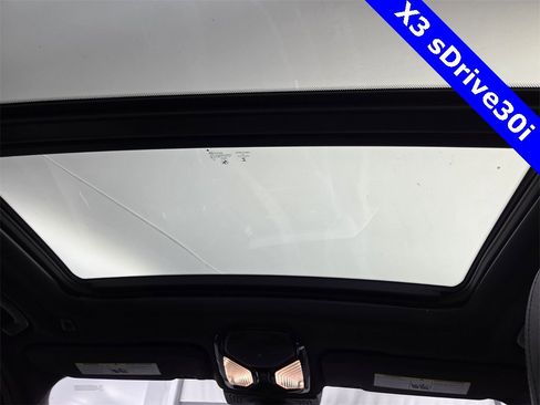 Used 2021 BMW X3 sDrive30i w/ Convenience Package image 19