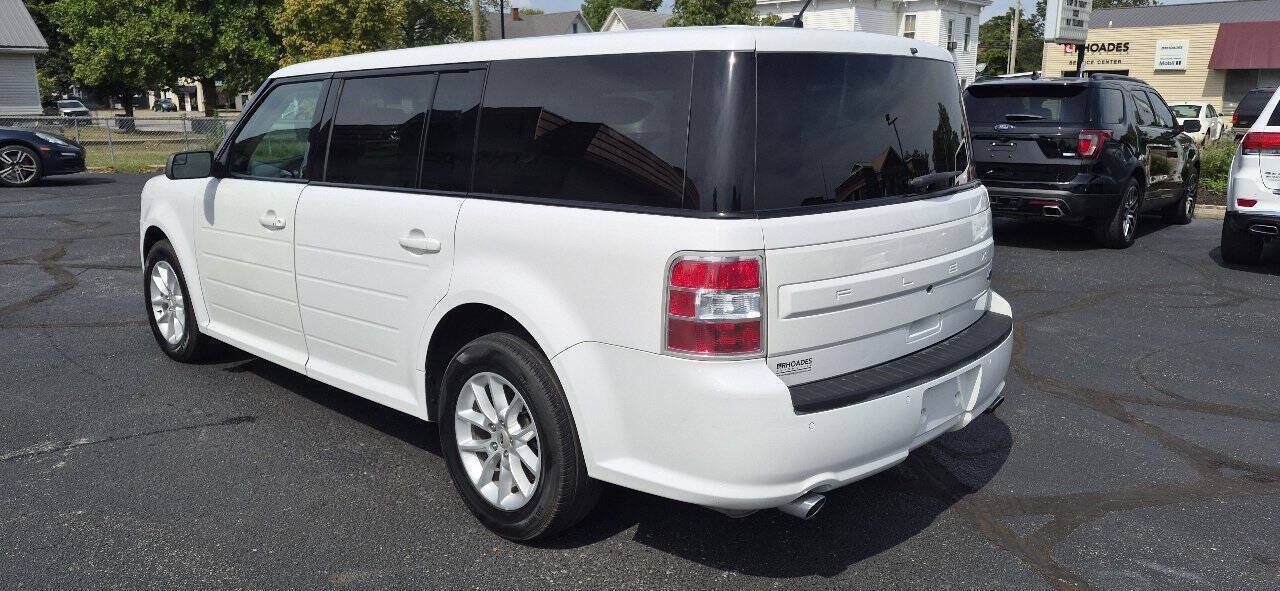 Used 2018 Ford Flex SE FWD image 3