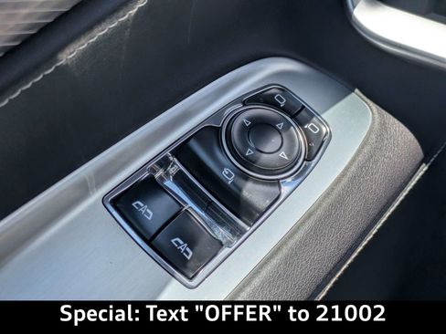 Used 2023 Chevrolet Corvette Stingray Preferred Cpe w/ Z51 Performance Package RWD image 24