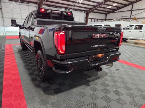 Used 2021 GMC Sierra 2500 Denali w/ Denali Black Diamond Edition image 28