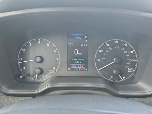 Used 2023 Toyota Corolla LE image 17