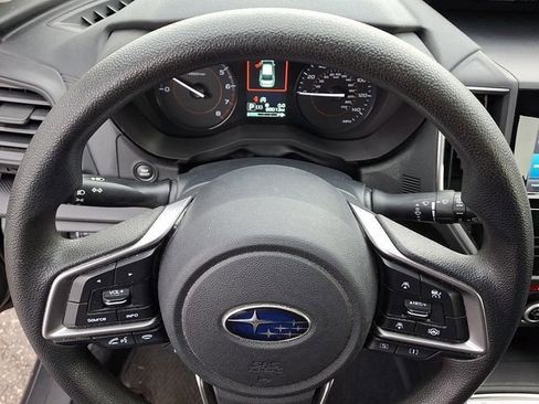 Used 2023 Subaru Crosstrek 2.0i image 30