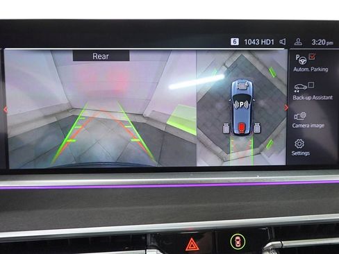 Used 2022 BMW X5 xDrive40i w/ Parking Assistance Package image 19