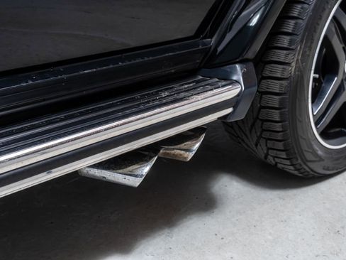 Used 2014 Mercedes-Benz G 63 AMG 4MATIC image 23