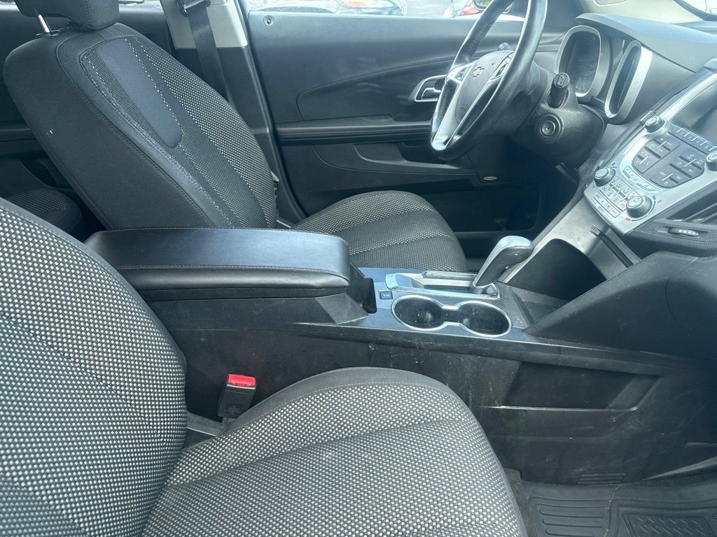Used 2012 Chevrolet Equinox LT FWD image 18