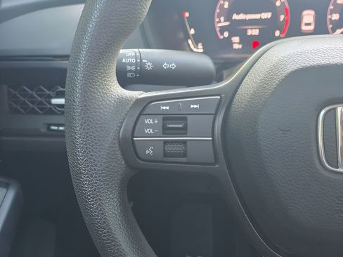 Used 2023 Honda Accord EX image 16