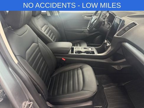 Used 2022 Ford Edge SEL w/ Convenience Package AWD/4WD image 4