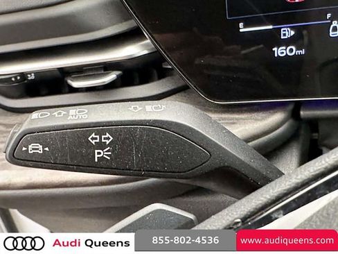 Used 2025 Audi Q5 Premium w/ Convenience Package AWD/4WD image 30