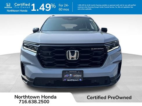 Used 2025 Honda Pilot Black Edition image 3