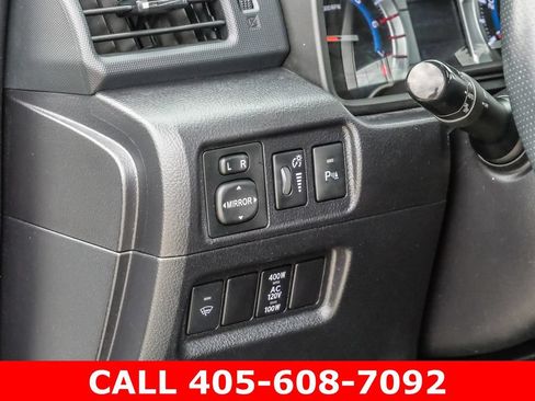 Used 2017 Toyota 4Runner Limited AWD/4WD image 36