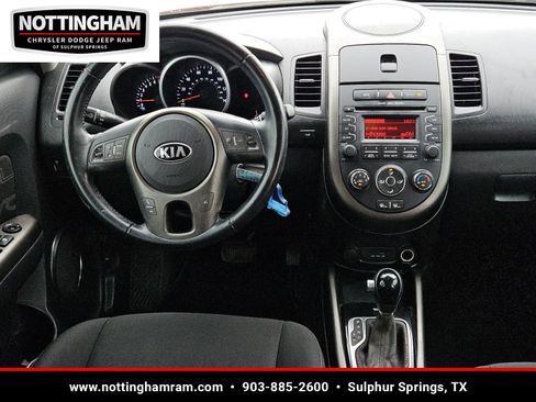 Used 2013 Kia Soul + image 9