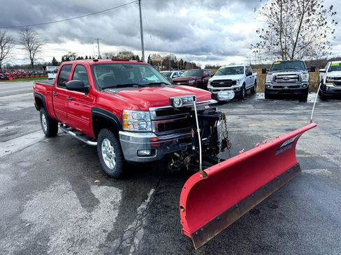 Used 2012 Chevrolet Silverado 2500 LT w/ Interior Plus Package image 3