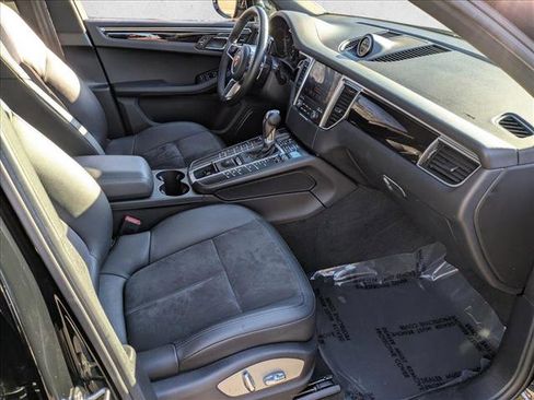 Used 2018 Porsche Macan Sport Edition image 20