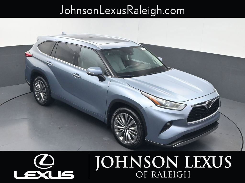 Used 2021 Toyota Highlander Platinum AWD/4WD image 23