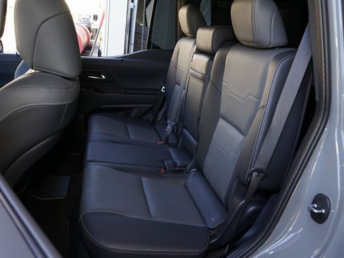 Used 2025 Lexus GX 550 image 22