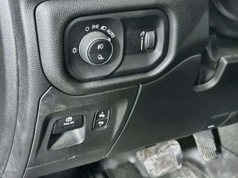 Used 2023 RAM 1500 Lone Star AWD/4WD image 16