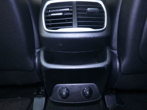 Used 2019 Hyundai Santa Fe Limited image 23