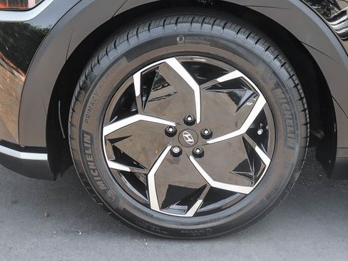 Used 2024 Hyundai Ioniq 5 SEL RWD image 11