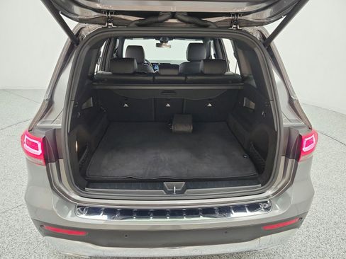 Used 2022 Mercedes-Benz GLB 250 image 21