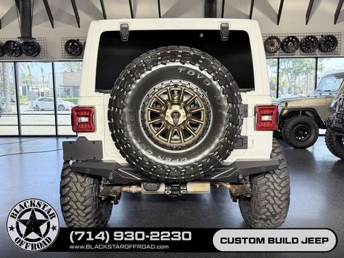 Used 2021 Jeep Wrangler Unlimited Rubicon w/ Trailer Tow Package AWD/4WD image 12