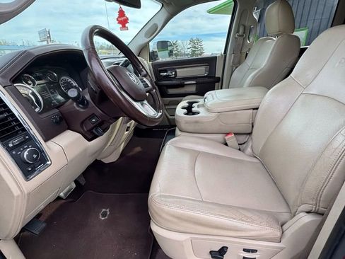 Used 2014 RAM 2500 Laramie w/ Cold Weather Group image 18