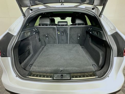 Used 2023 Jaguar F-PACE S image 30