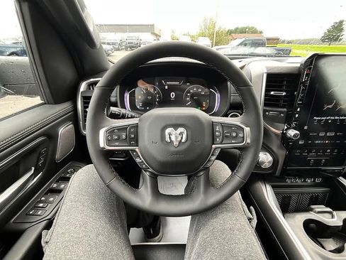 New 2026 RAM 1500 Laramie AWD/4WD image 24