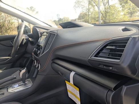 Used 2022 Subaru Crosstrek 2.0i Premium AWD/4WD image 34