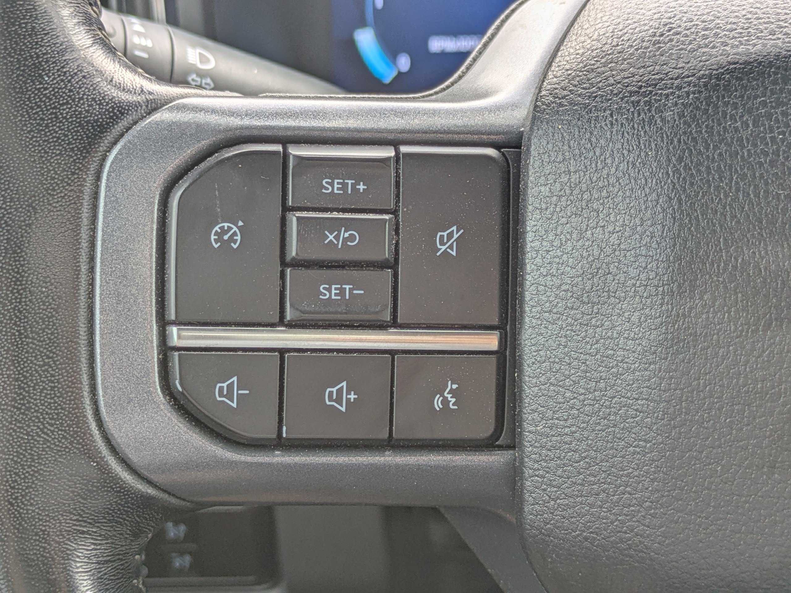 Used 2024 Ford F350 Lariat w/ Sport Appearance Package AWD/4WD image 22