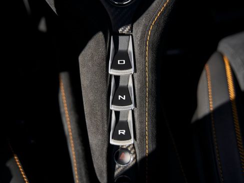 Used 2020 McLaren 720S Performance image 65