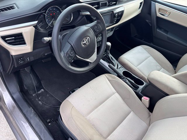 Used 2016 Toyota Corolla LE FWD image 15
