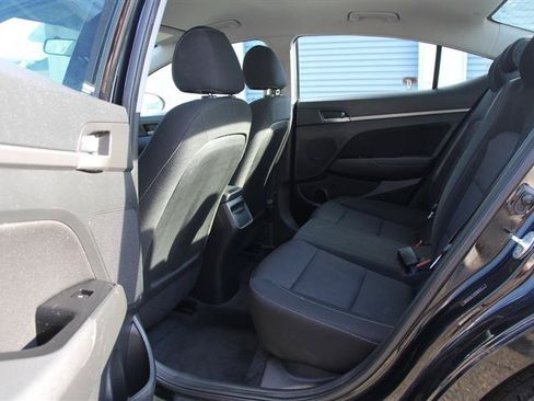 Used 2018 Hyundai Elantra SEL FWD image 22